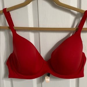 Victoria’s Secret Body by Victoria 38C. NWT